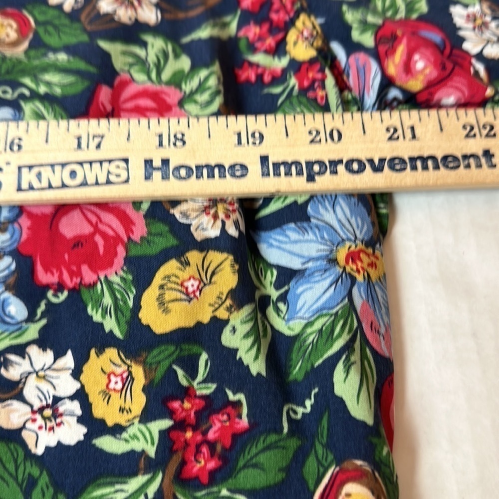 Vintage Liz Wear Fruit Floral Shirt Women’s S Rayon Button Down 90s Cottagecore - Picture 9 of 10